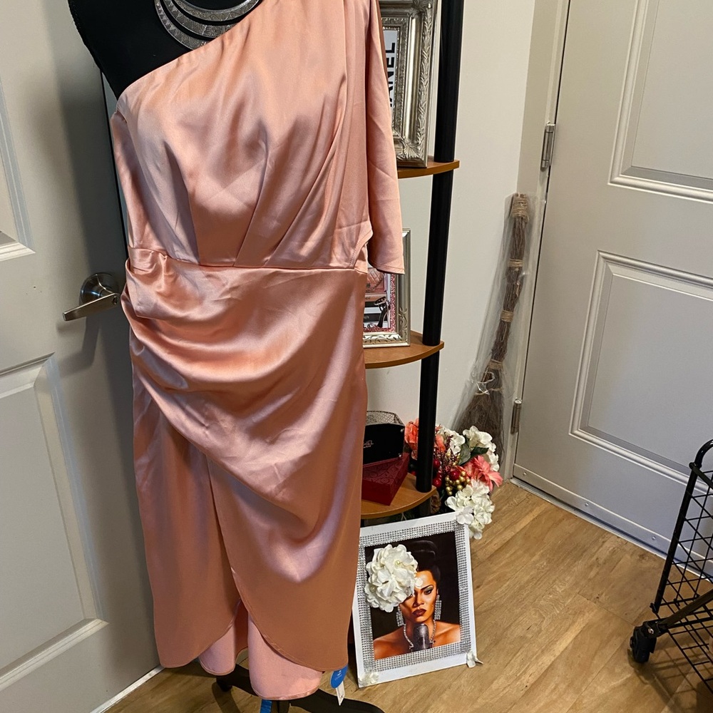 CUPSHE NWT LUX SATIN ONE SHOULDER GLAM APRICOT DRESS SIZE SM ELEGANT PTP 14 L 44 - Picture 15 of 15